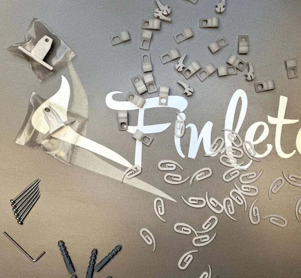 Zestaw haczyków i zaślepek końcowych do karnisza FLY