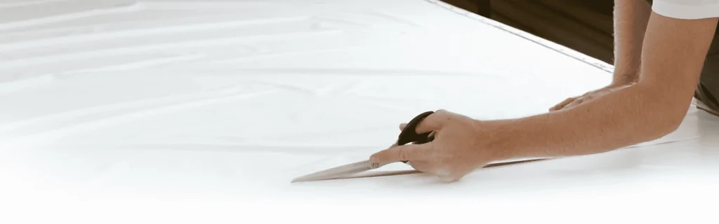 Раскрой ПВХ полотна в компании Finleta