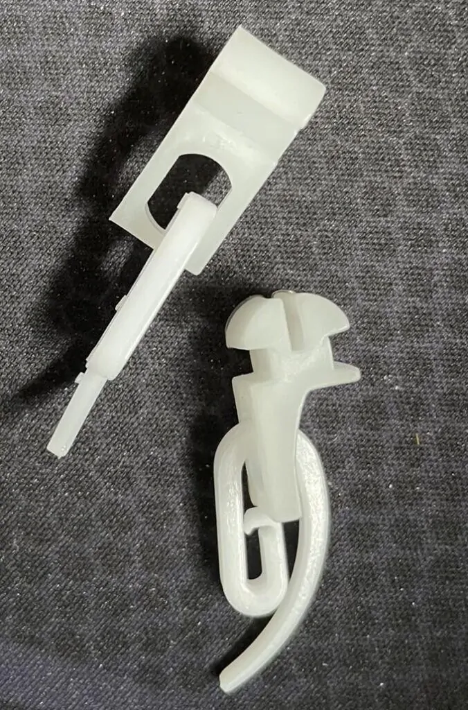 Слайд #2 | Комплект крючков FLY+SIGMA (белый/черный)